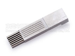 精密な放電部品