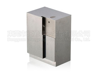 精密な放電部品