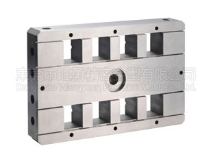 精密なワイヤカット部品