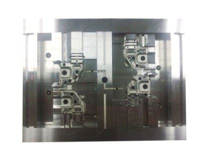 精密なプラスチック材料の金型