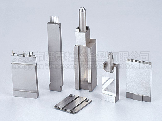 精密丸いパーツ