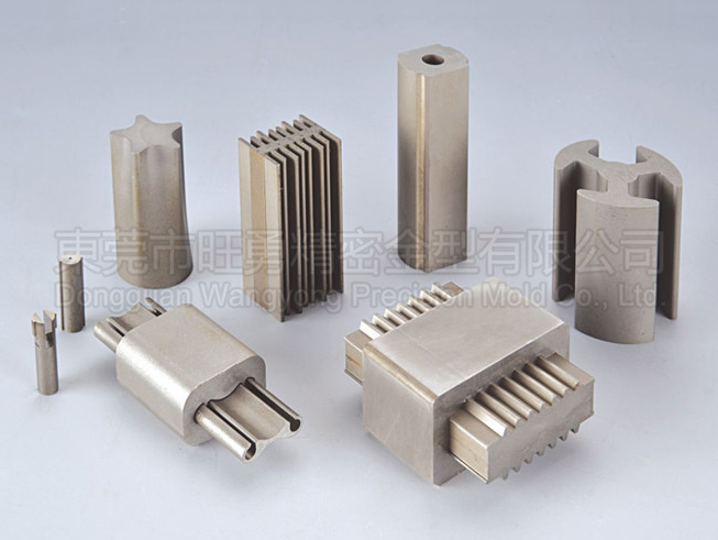 精密金型パーツ