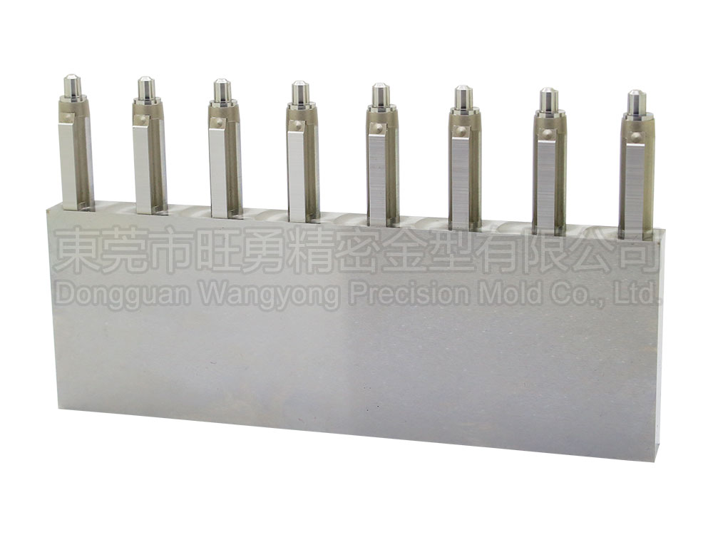 精密なプラスチック材料の金型部品